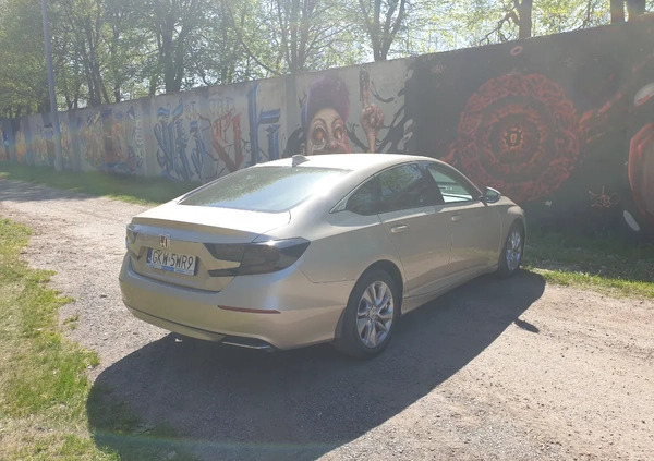 Honda Accord cena 74900 przebieg: 92000, rok produkcji 2018 z Kwidzyn małe 596